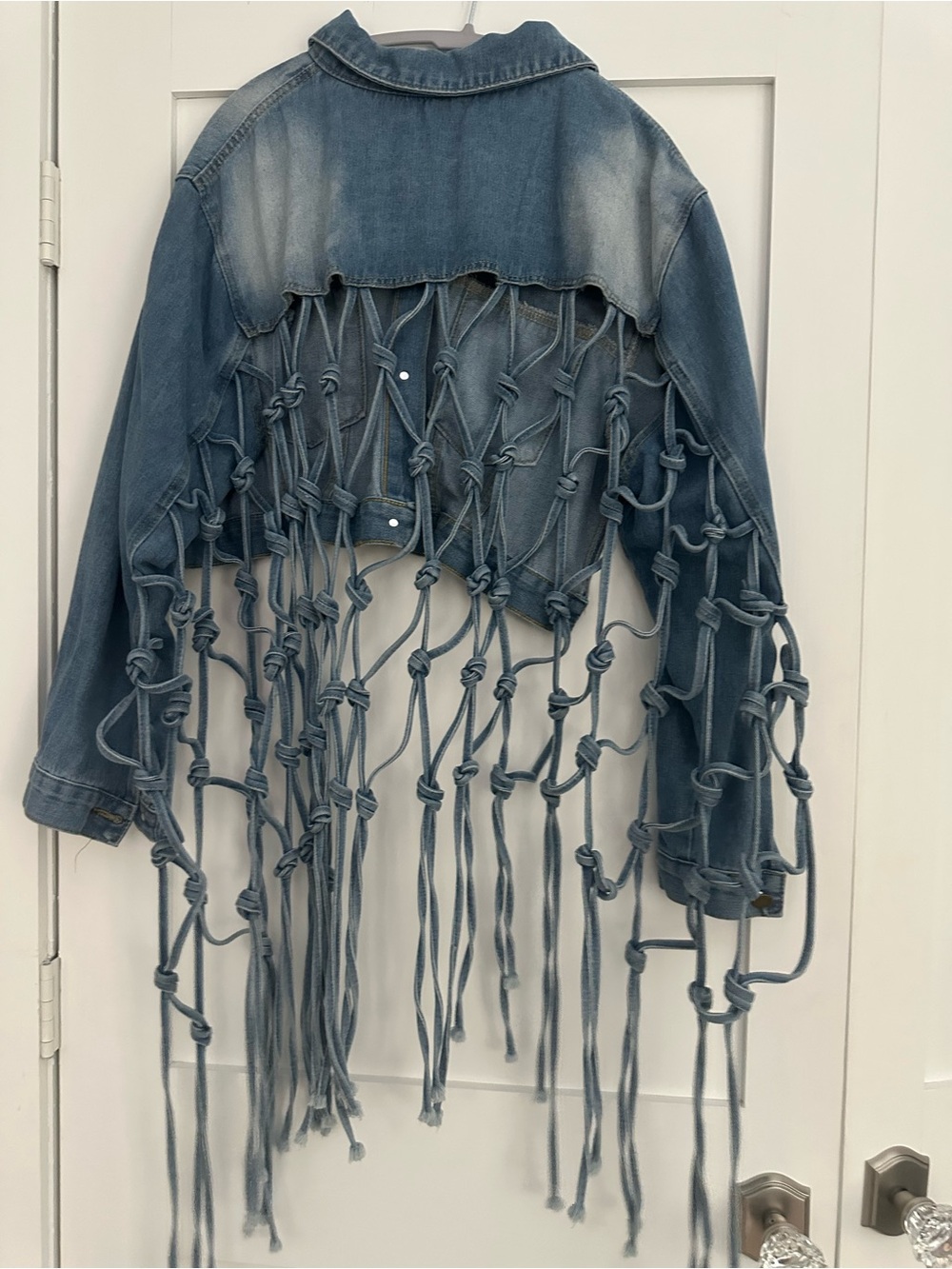 Frayed Rope-Back Denim Jacket - Light Blue - Picture 5 of 6